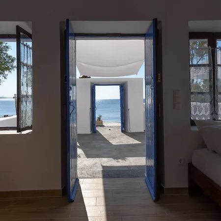Hotel Santorini Crystal Blue 4*